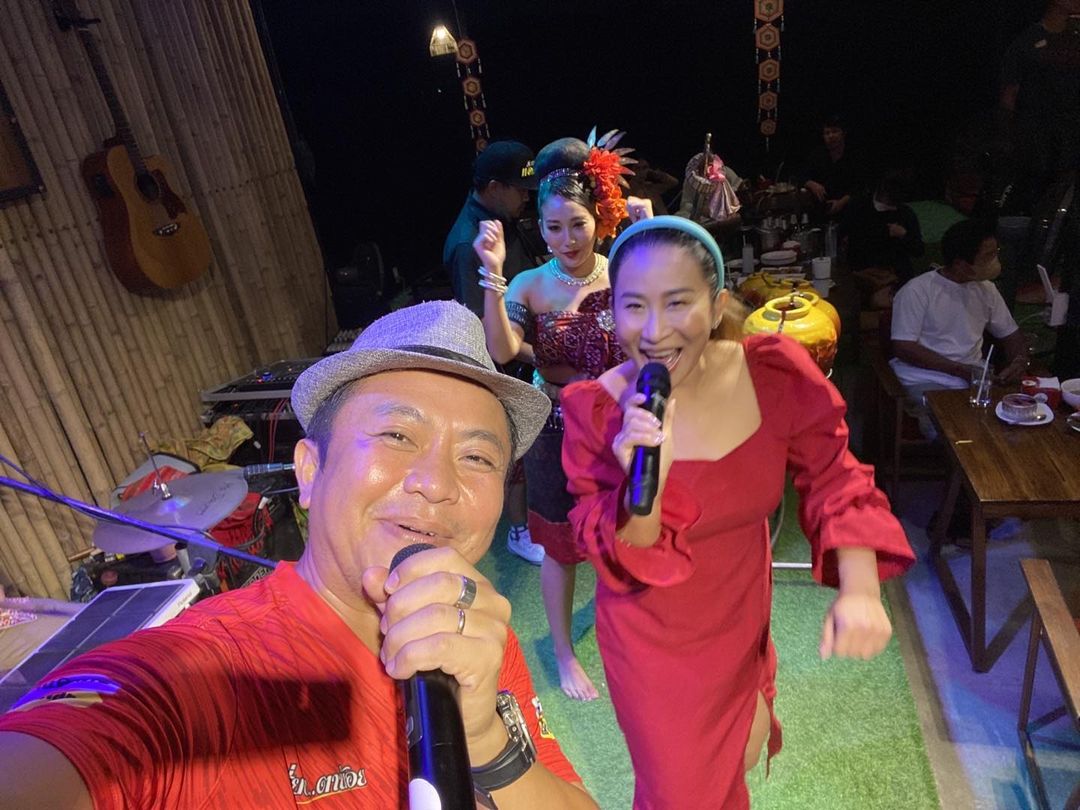 โปงลางสะออน