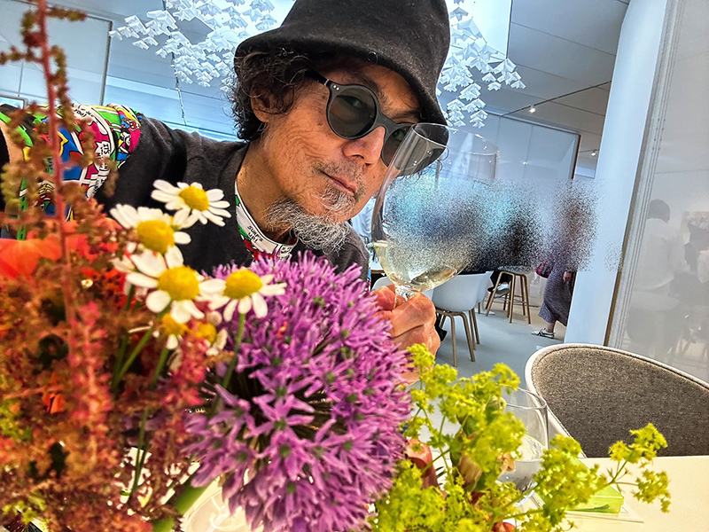 เพชร โอสถานุเคราะห์