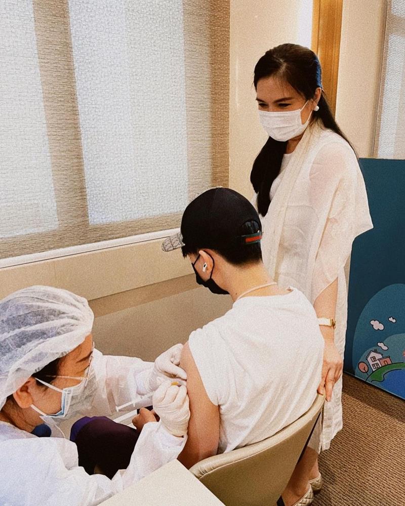 โบ ชญาดา ฉีดไฟเซอร์