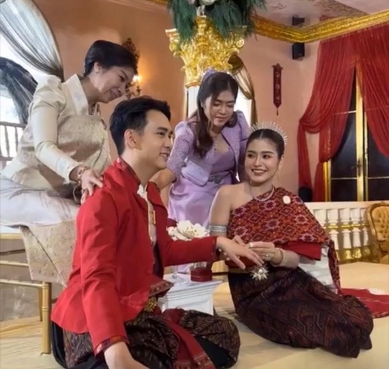 ธัญญ่า อาโล่ หมั้น