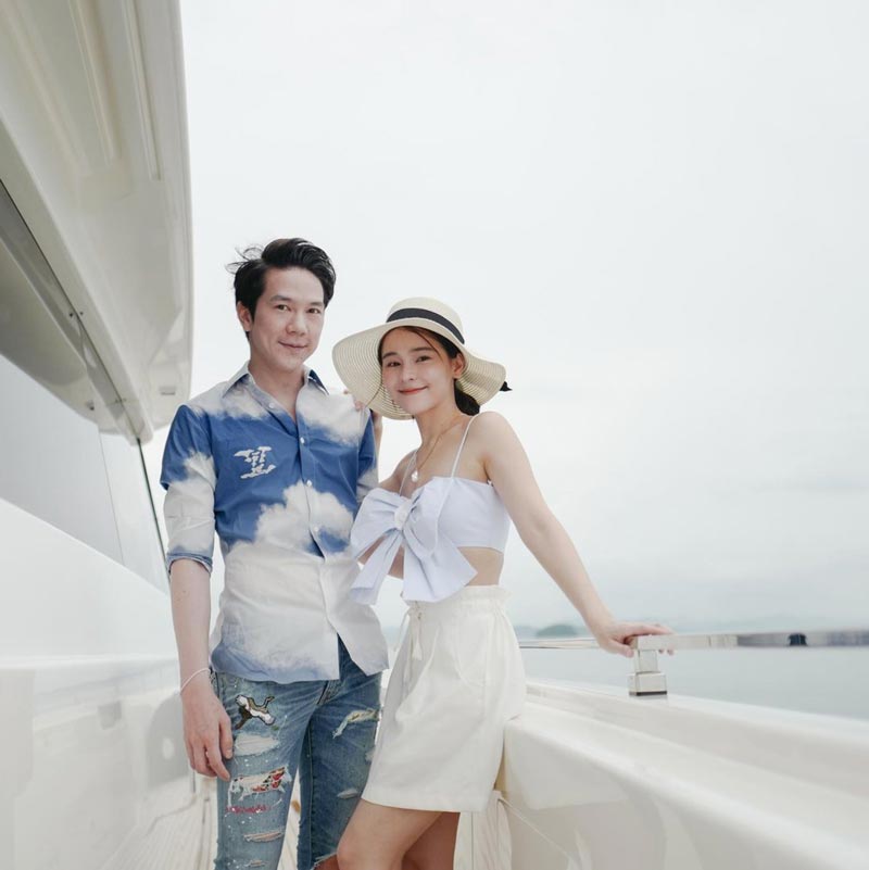 ออม แอมป์