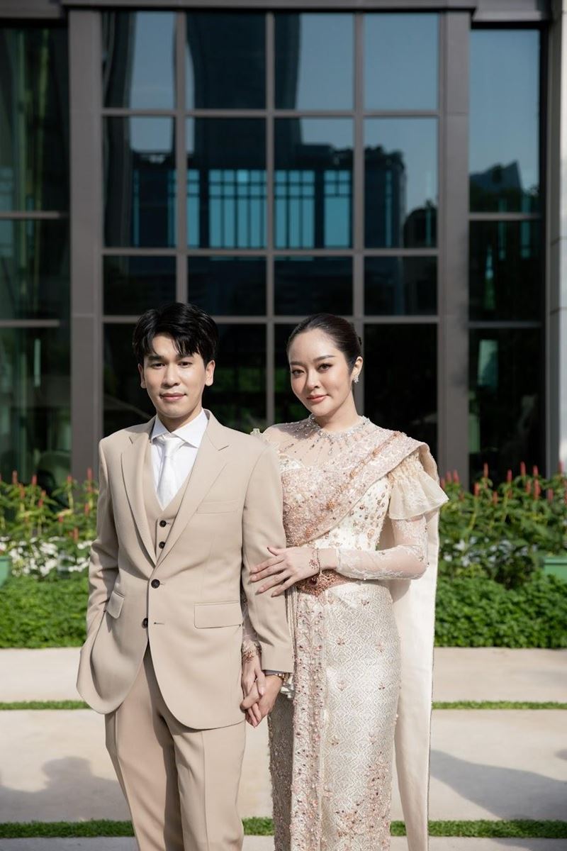 แก้มบุ๋ม แต่งงาน พีท กันตพร