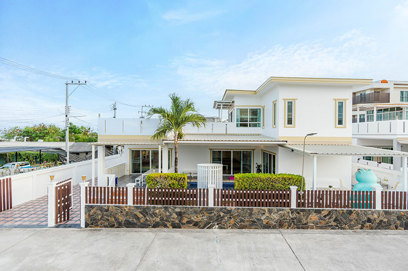 Fira Villa Huahin ที่พักพูลวิลล่า