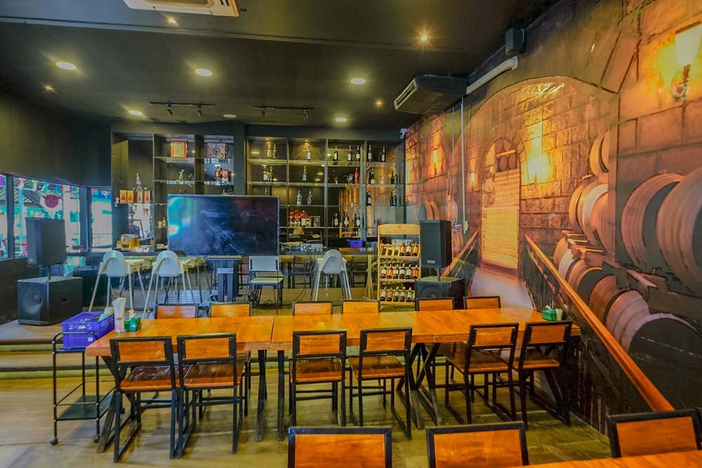 กระทิงซีฟู้ด by Bird Garden
