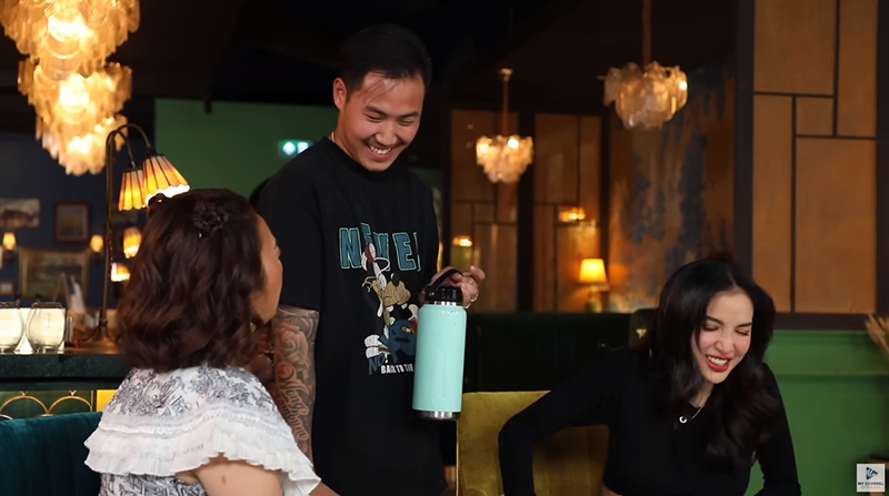 แพท ณปภา เปิดตัวแฟนเด็ก พี ชานนท์ อายุห่าง 14 ปี ครั้งแรก ฝ่ายชายพูดแบบนี้ เขินตัวบิด