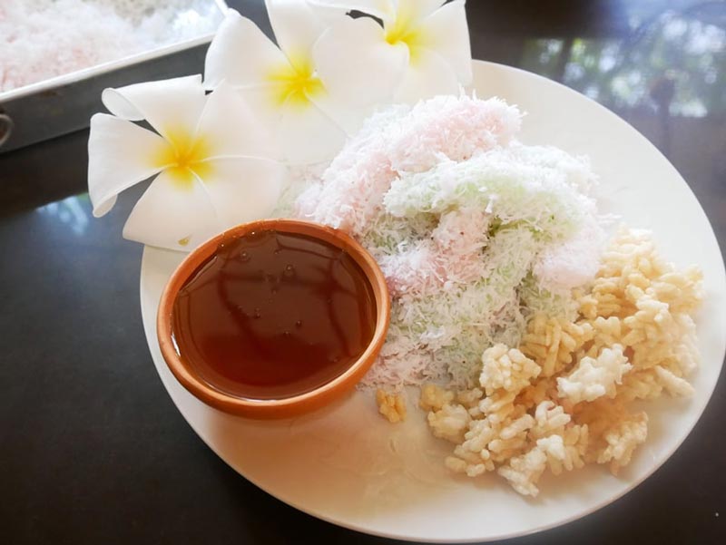 ขนมจากแป้งข้าวเหนียว
