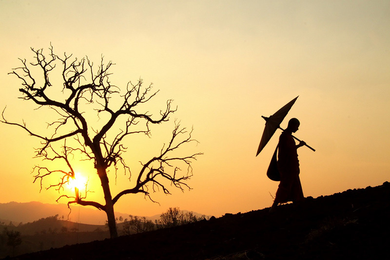 อุโมงค์ผาเมือง หนังพระ