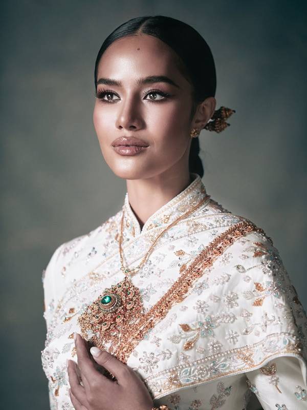 โอปอล สุชาตา