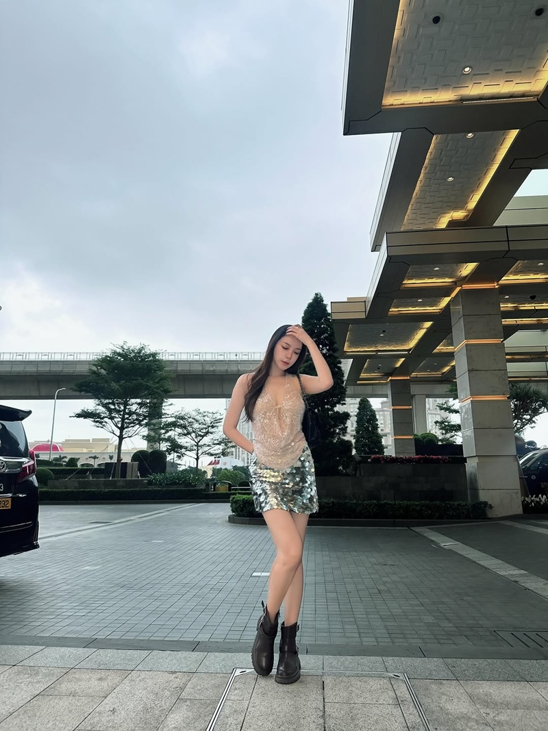 มุก วรนิษฐ์