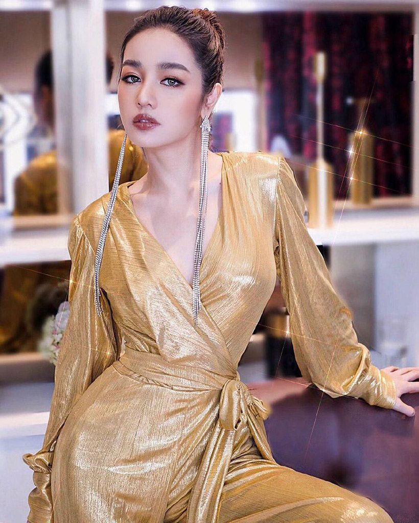 ต่างหูยาวแฟชั่น