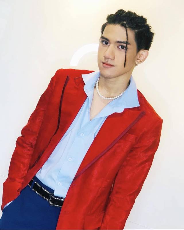 ติณติณ New Country