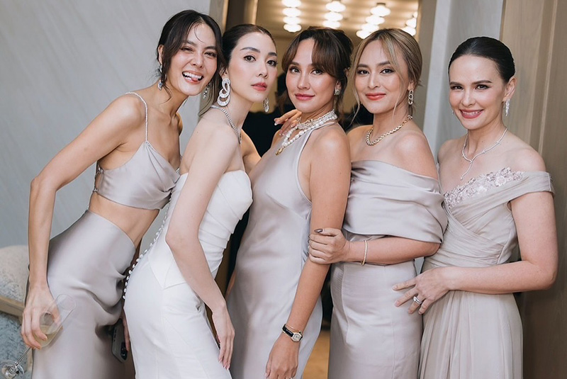 พอลล่า - เจนสุดา อันฟอลฯ นานา ไรบีนา