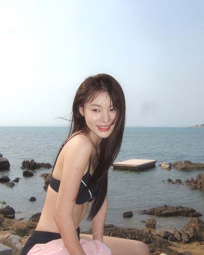 กระปุก พัชรา สวมทูพีซอวดอึ๋มซ่อนรูปริมหาด ทะเลขาวจั๊วะ