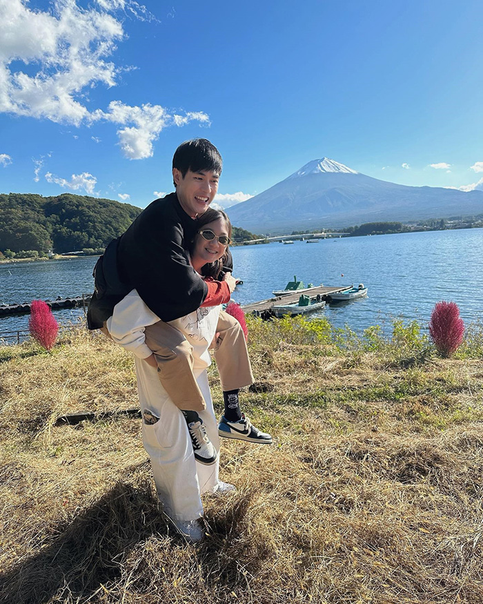 หน่อง ธนา