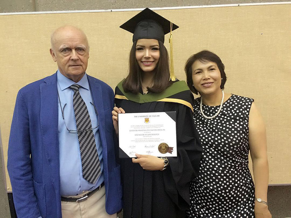 ฟ้าใส ปวีณสุดา