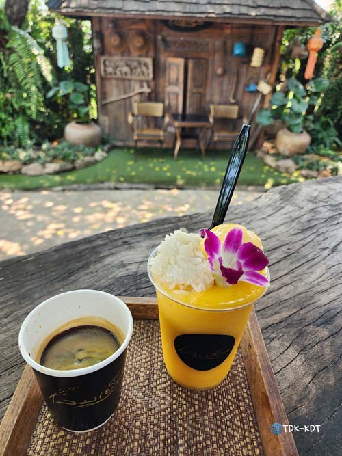 ร้านอาหารลมเย็น