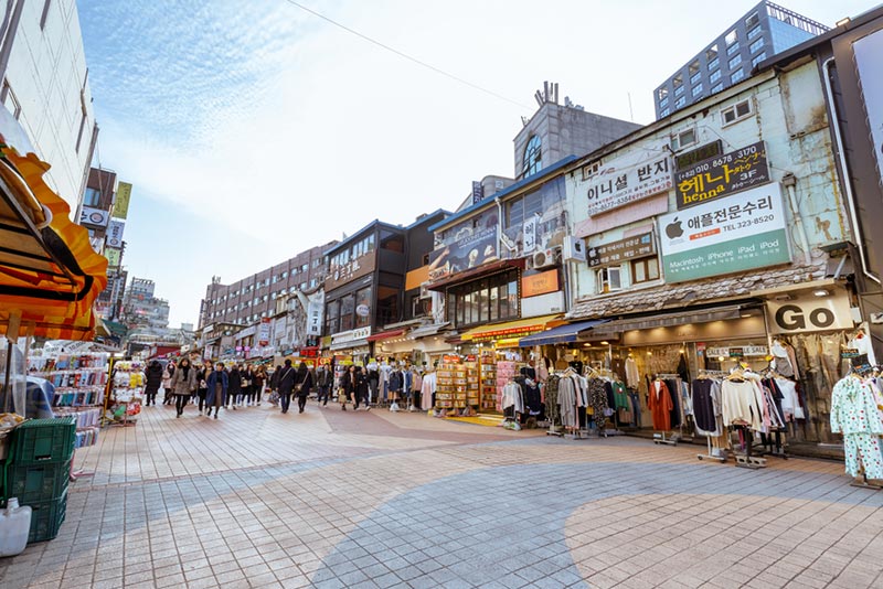 ย่านฮงแด (Hongdae) กรุงโซล