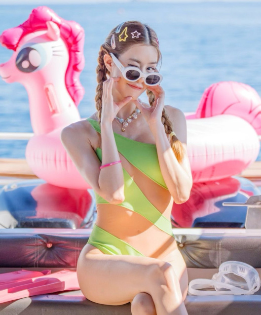 เกรซ กาญจน์เกล้า ทรงผมสงกรานต์