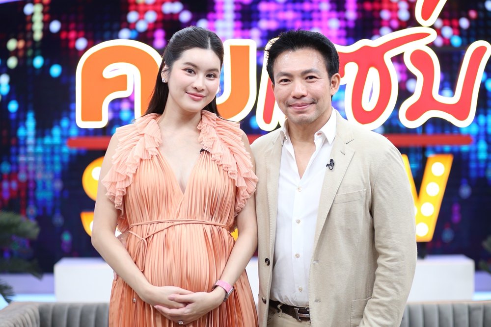 หมอสอง นพรัตน์ ควง น้องออน สมฤทัย ออกรายการคุยแซ่บโชว์