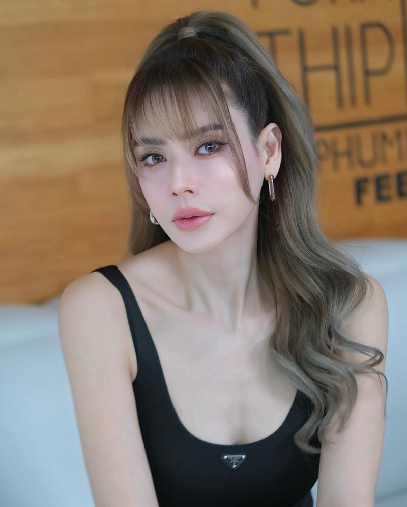 เอ๋ พรทิพย์ หน้าใหม่
