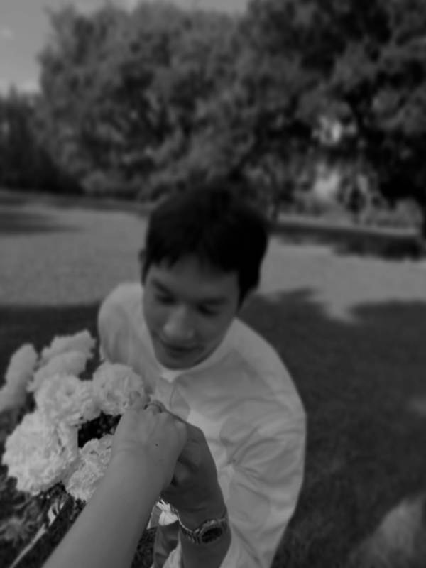 เพื่อน คณิน ขอแฟนแต่งงาน