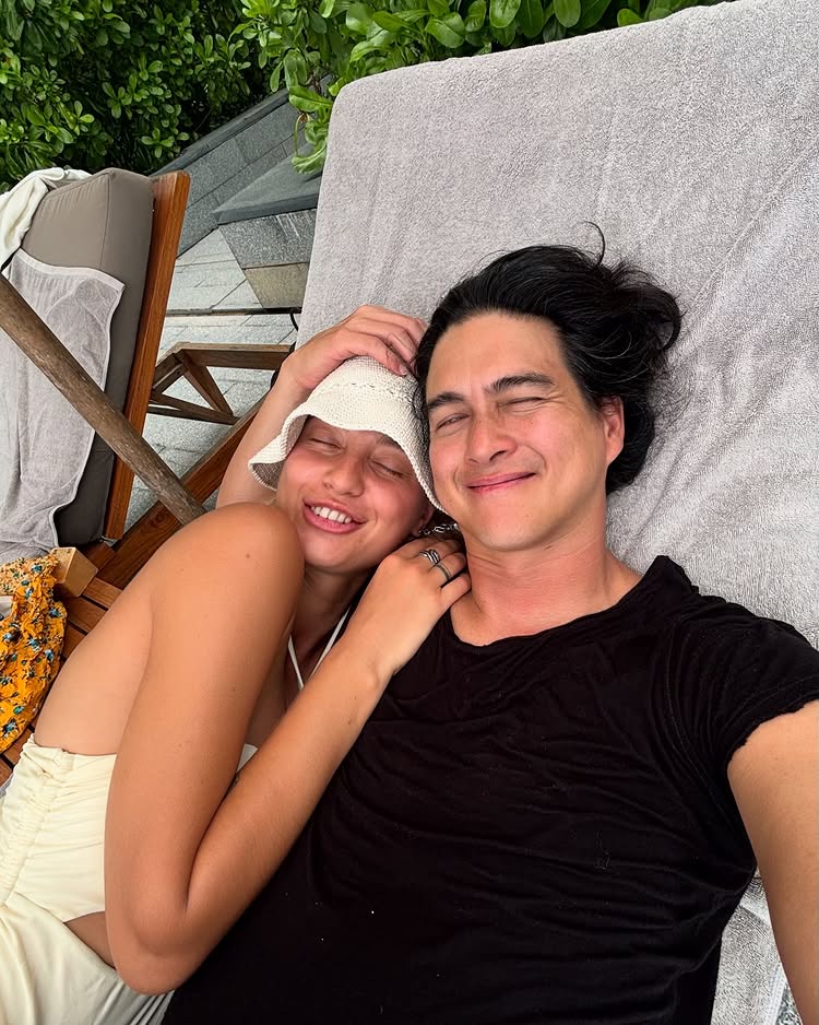 เจ มณฑล ควงแฟนสวีตหวานริมทะเล