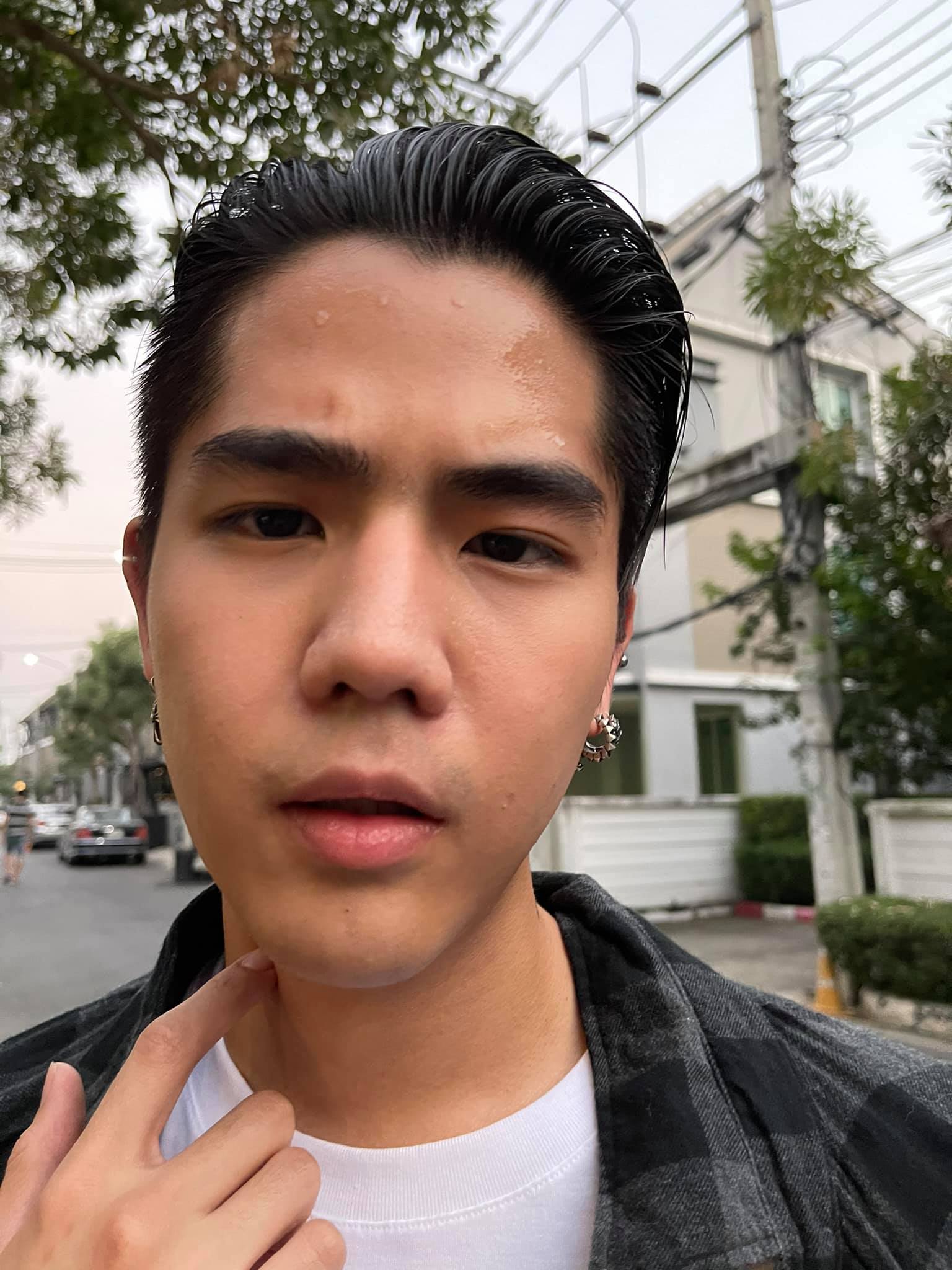 นิก คุณากร