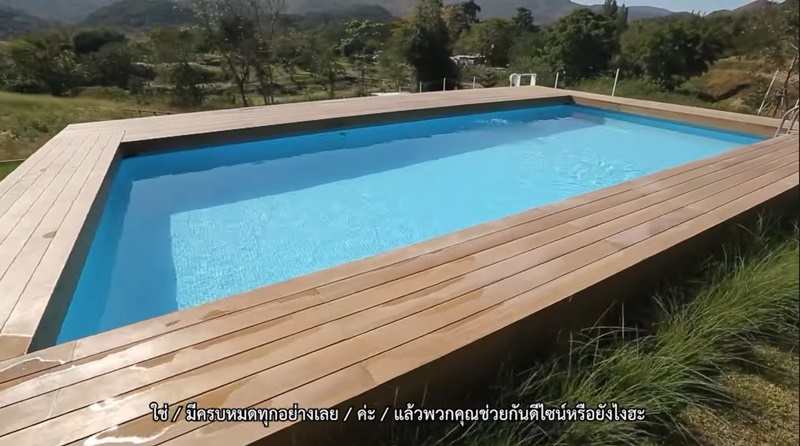 Land of Us Camp สระว่ายน้ำ
