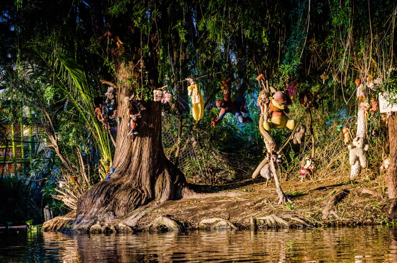 Island of the Dead Dolls
