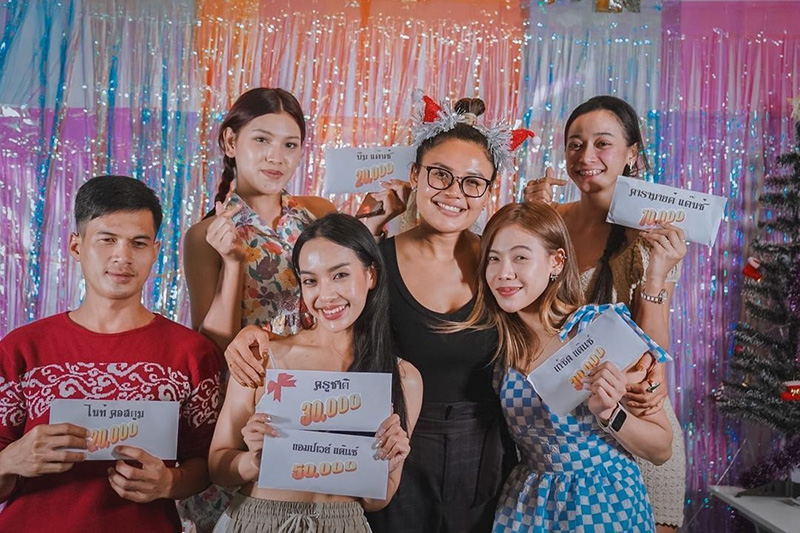 ตั๊กแตน ชลดา แจกโบนัสจัดหนัก