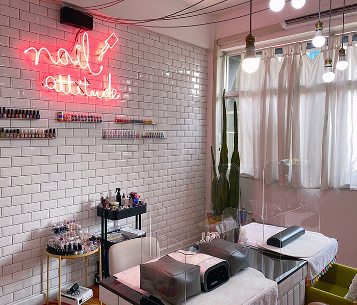 ร้านทำเล็บ, เพนต์เล็บ