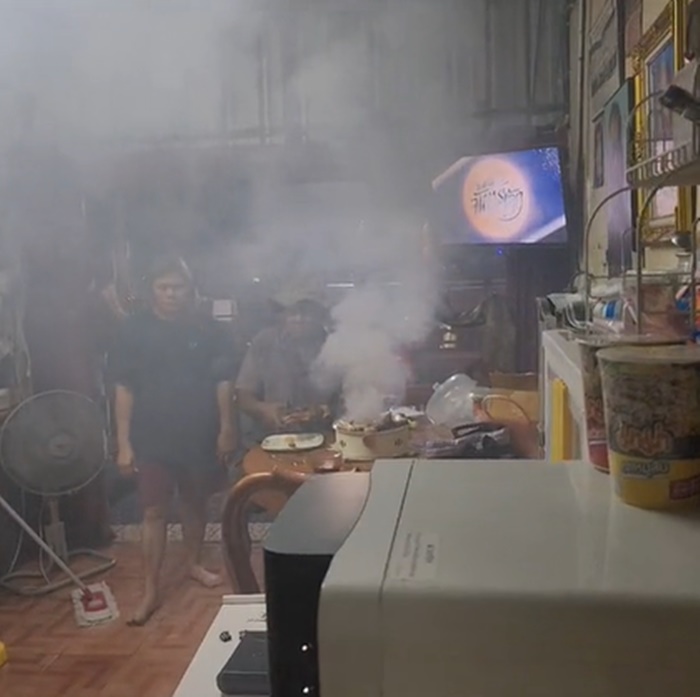 ถ่านไร้ควัน