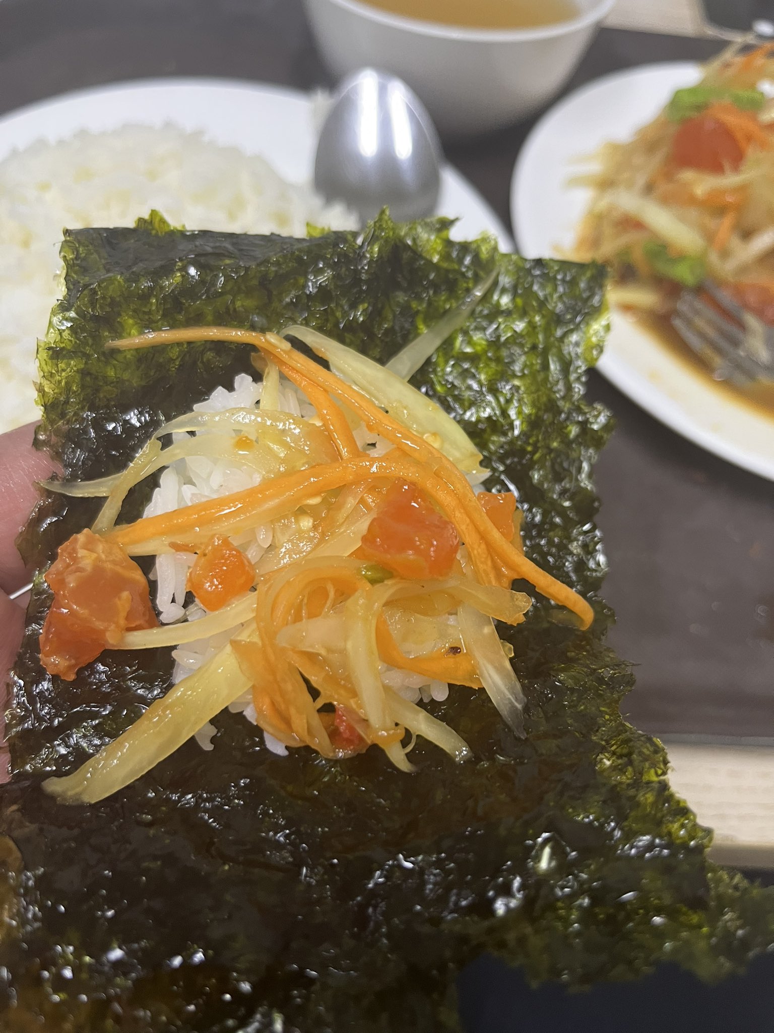 กินส้มตำ