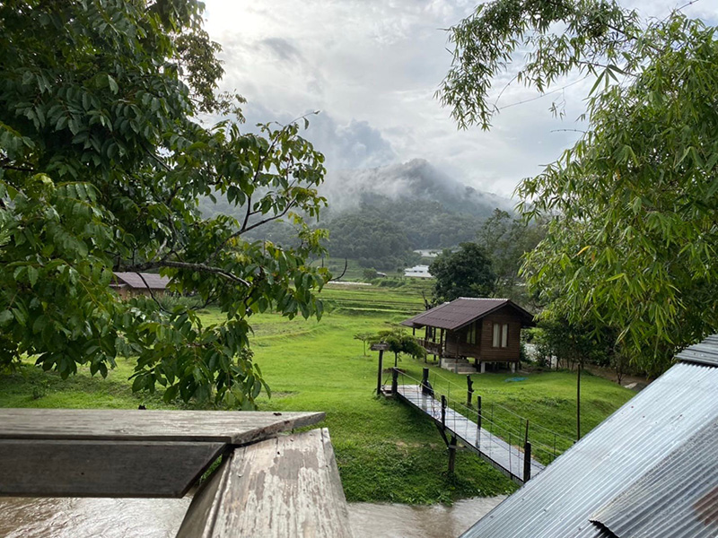 ที่พักหน้าฝน