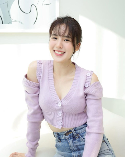 เจนิส เจณิสตา ดาราศัลยกรรม