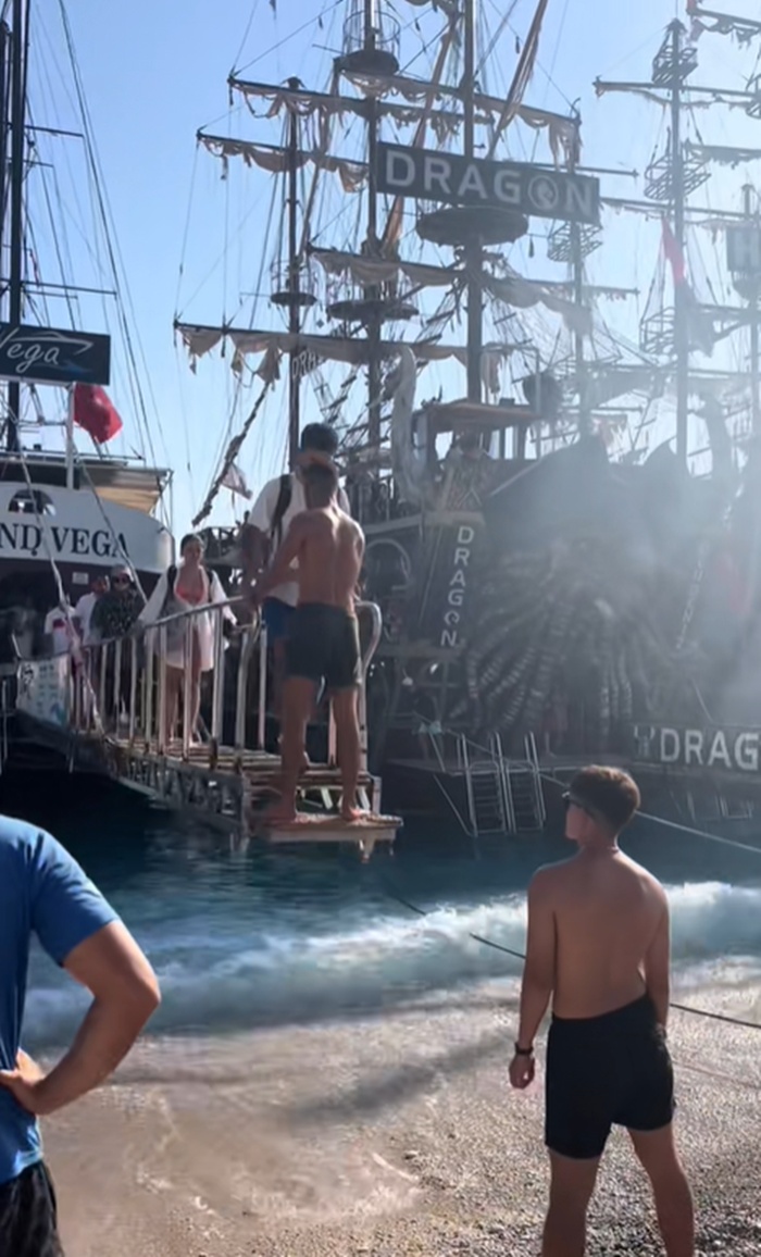 ทางลงเรือ