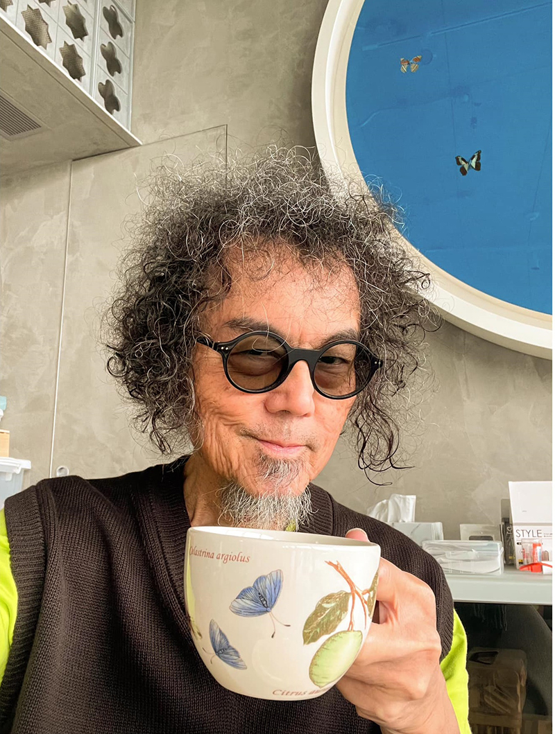 เพชร โอสถานุเคราะห์