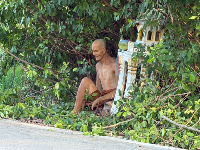 รูปปั้น