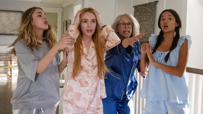 Jamie Lee Curtis และ Lindsay Lohan ใน Freakier Friday