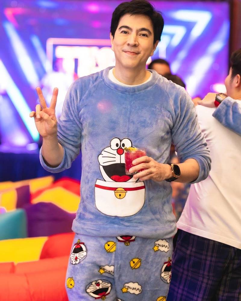 แซม ยุรนันท์