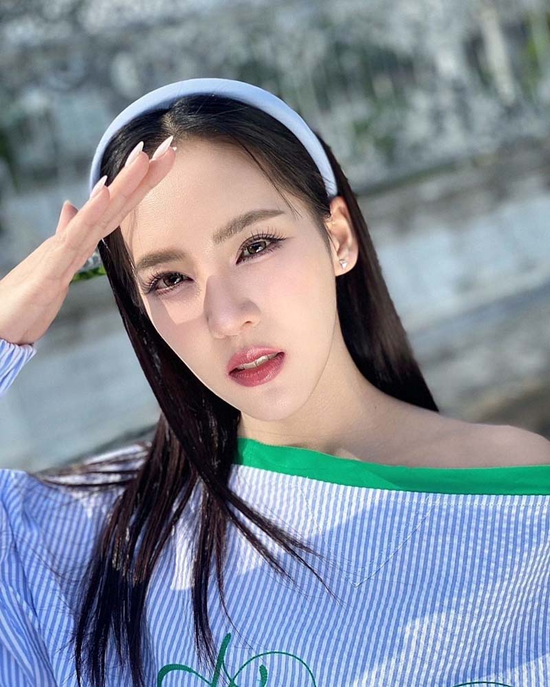 ติ๊ต๊ะ ชญานิศ