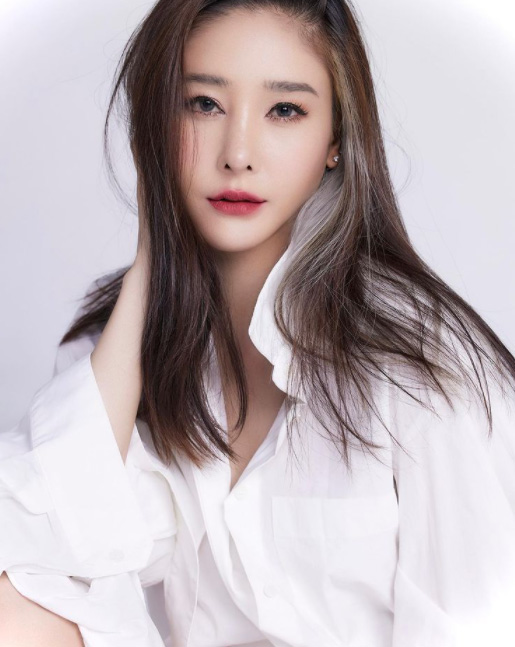 อดีตนักแสดง