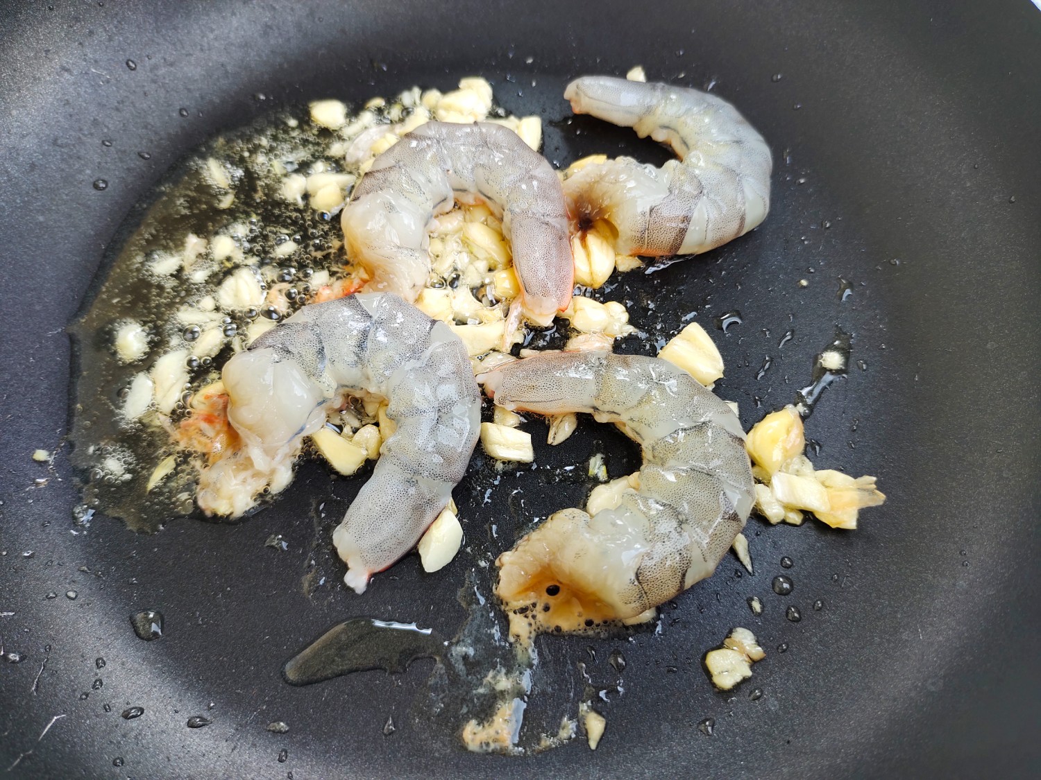 ถั่วแขกผัดกุ้ง