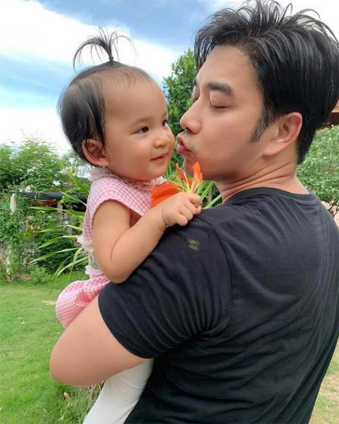 พ่อลูกดารา
