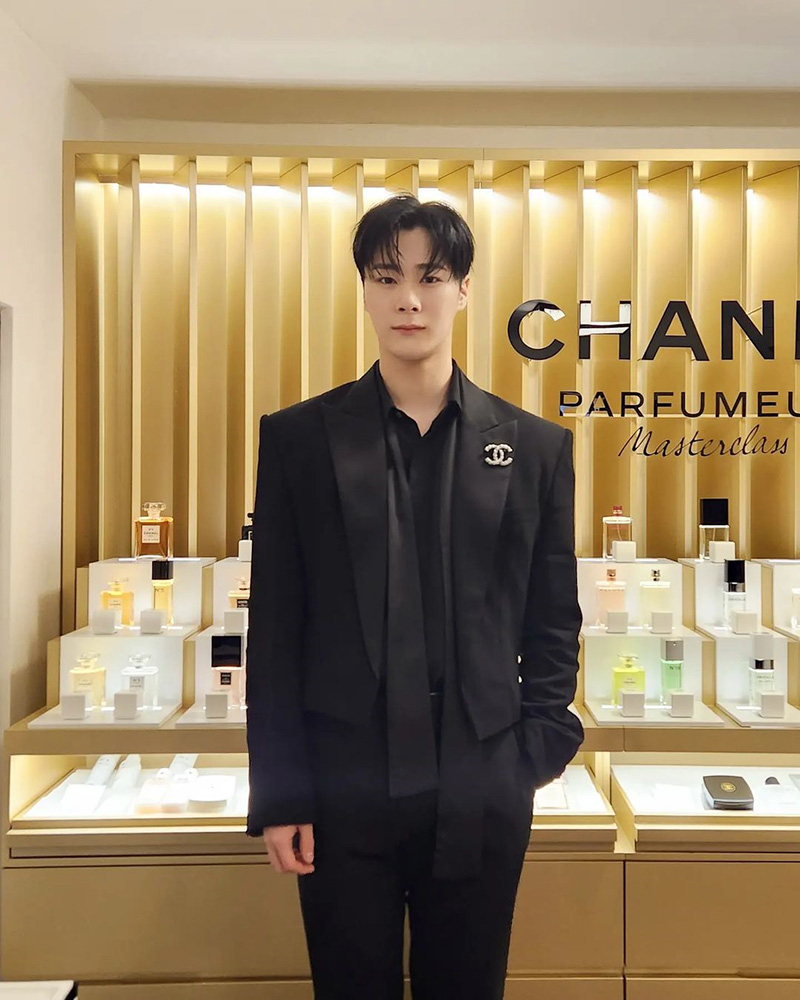 มุนบิน ASTRO