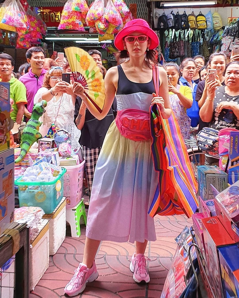 ชมพู่ อารยา