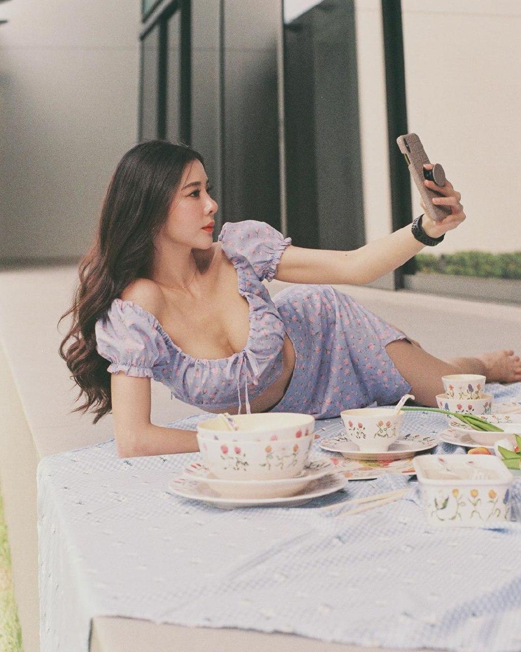 เนย เนโกะจัมพ์