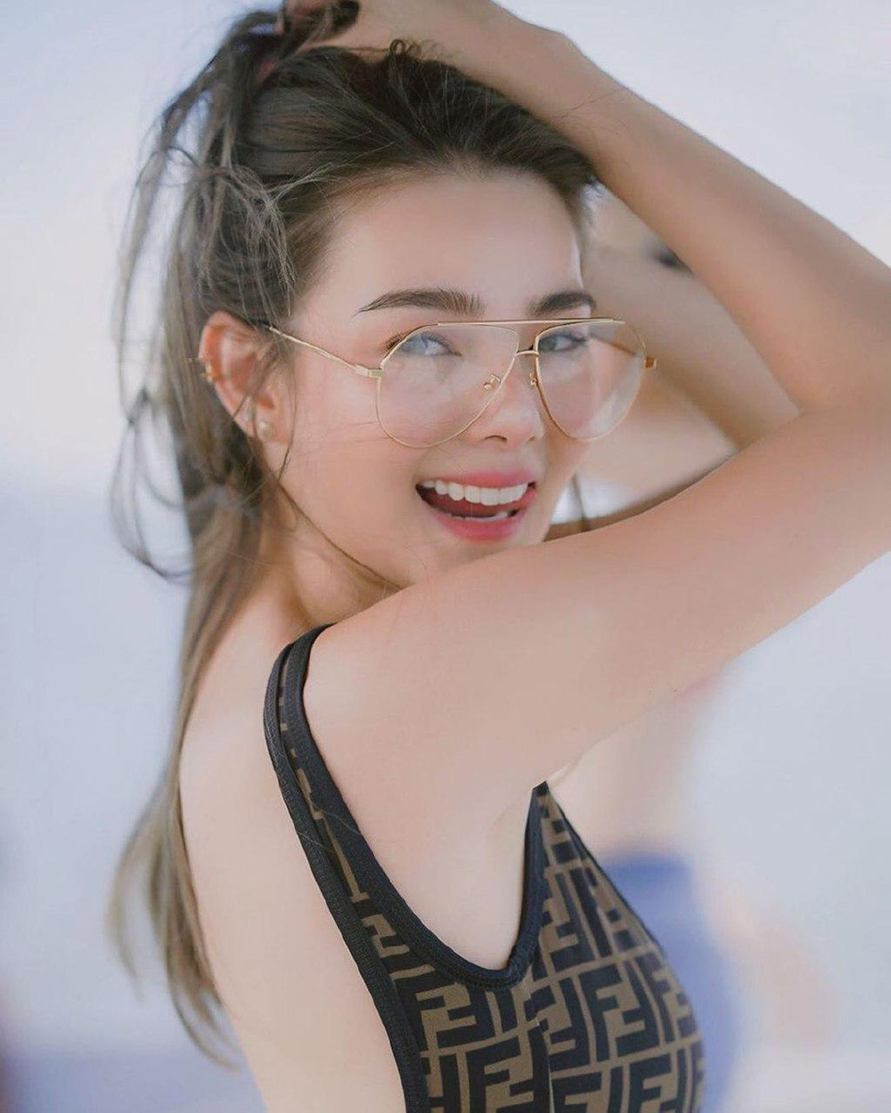 แว่นสายตา