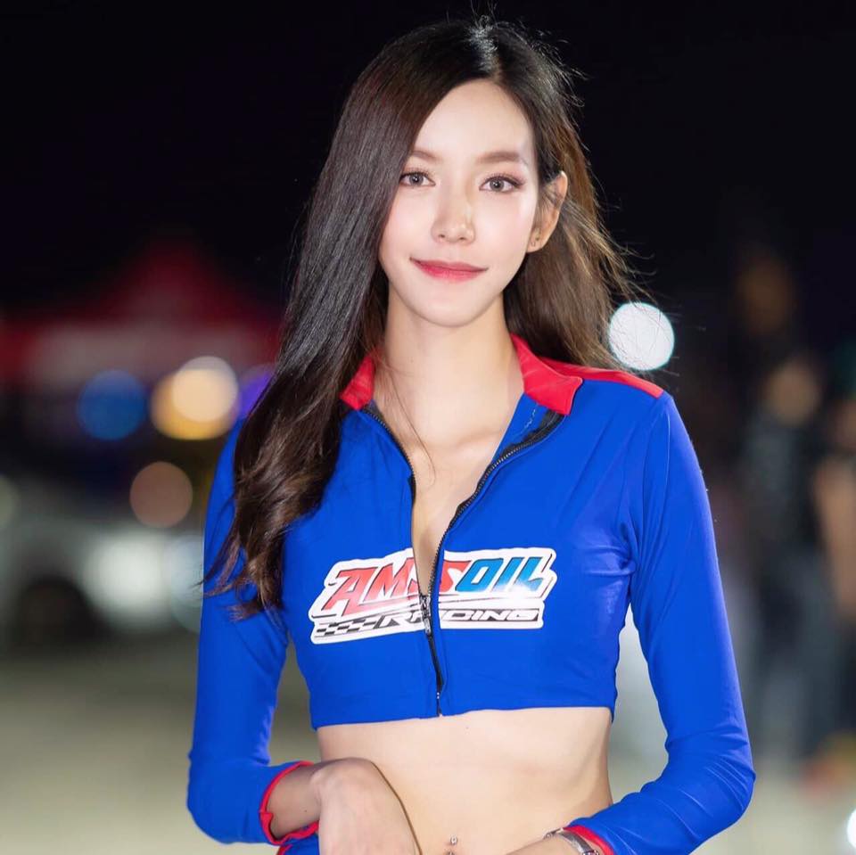 จุ๊บจิ๊บ Let Me In