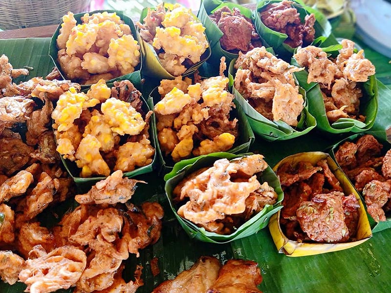 ตลาดไทยวนวัดนาหนอง